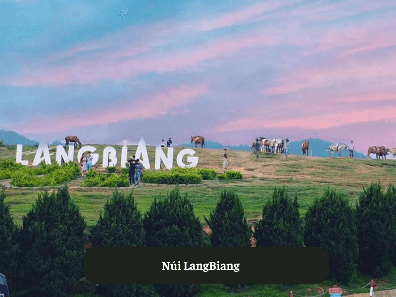 Núi LangBiang