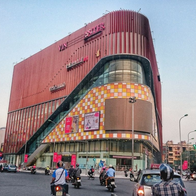 Phố thời trang Phạm Ngọc Thạch