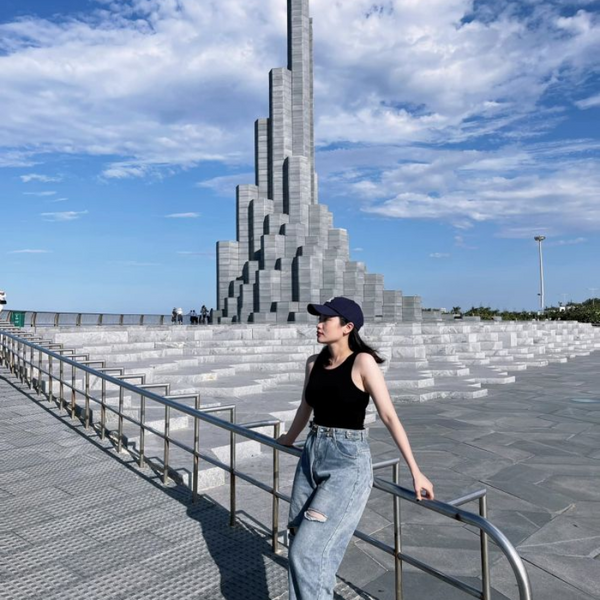 Quảng Trường Nghinh Phong