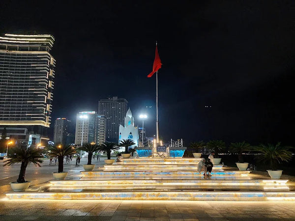 Quảng trường 2 tháng 4 Nha Trang