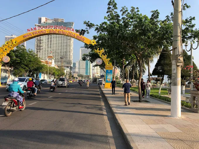Quảng trường 2 tháng 4 Nha Trang: Nhịp Đập Trái Tim Giữa Lòng Phố Biển