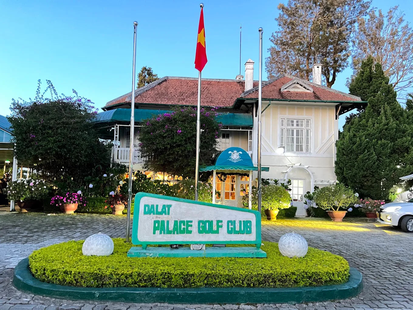 Sân Golf Đà Lạt Palace: Trải Nghiệm Thể Thao Đẳng Cấp Giữa Lòng Phố Ngàn Hoa