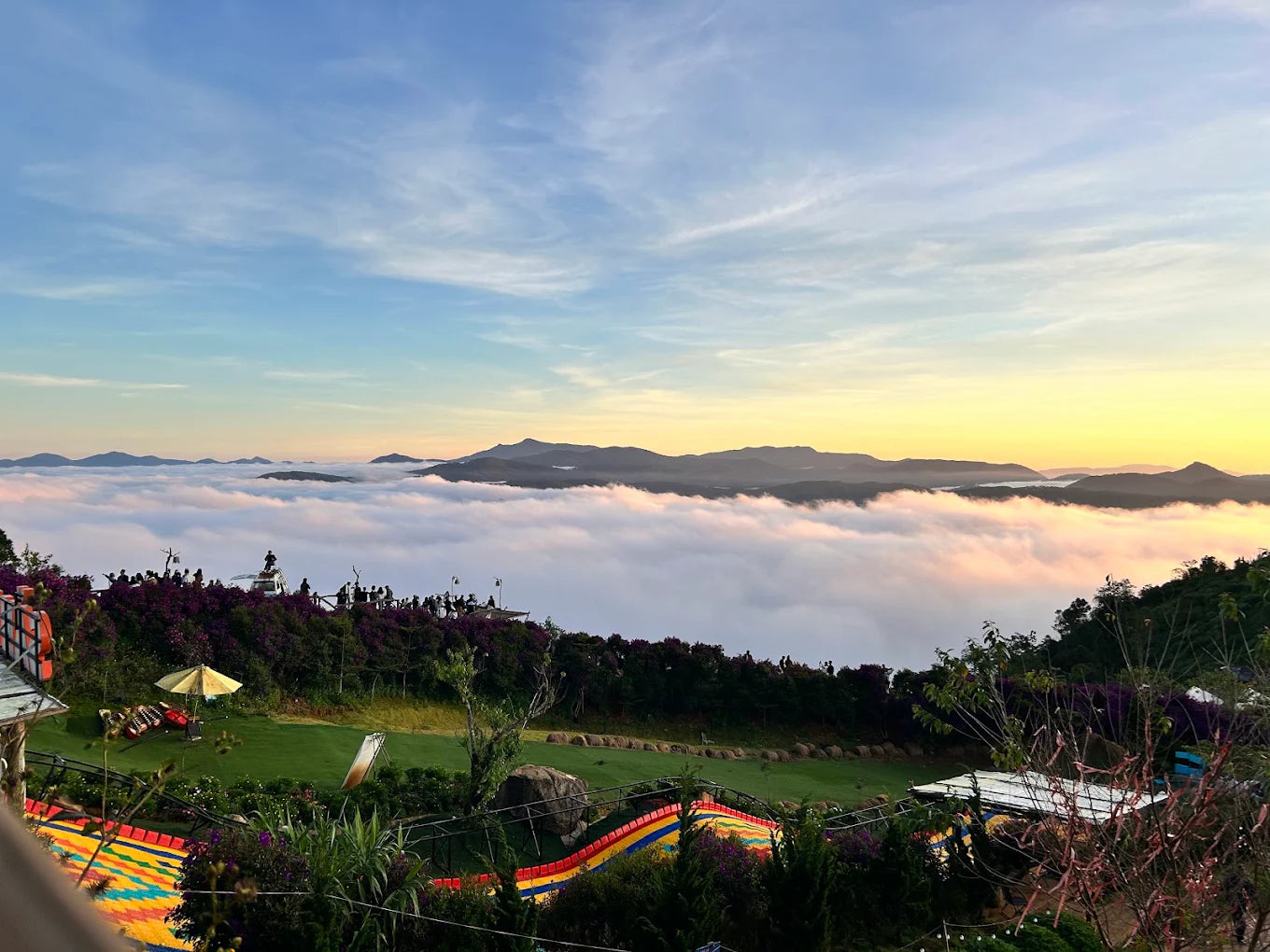 Săn Mây Panorama Cầu Đất nằm ở đâu và giờ mở cửa thế nào?