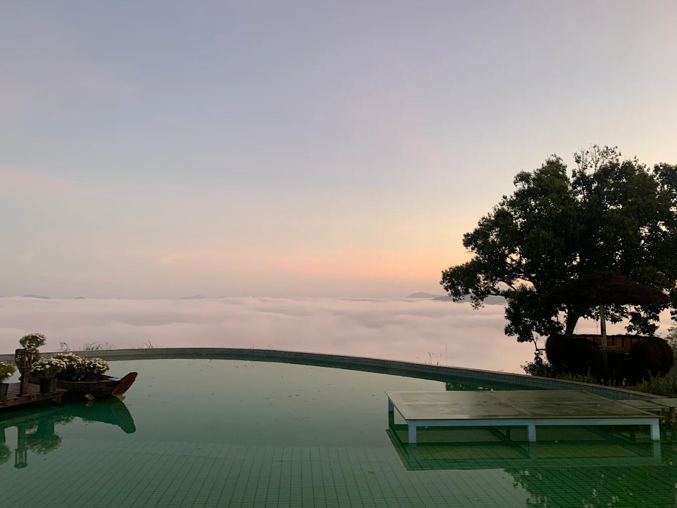 Những Trải Nghiệm Độc Đáo Tại Săn Mây Panorama Cầu Đất