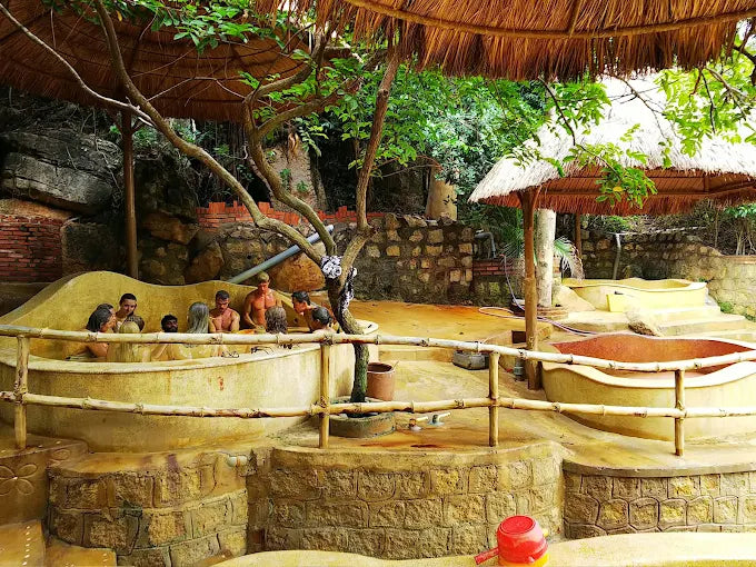 Quy Trình Trải Nghiệm Tắm Bùn Khoáng Đúng Cách Tại Tháp Bà