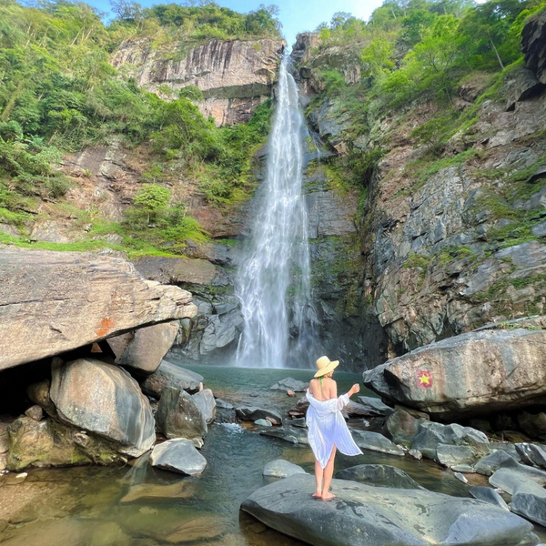 Thác Háng Tề Chơ