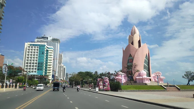 So Sánh Các Hình Thức Tham Quan Tháp Trầm Hương Nha Trang