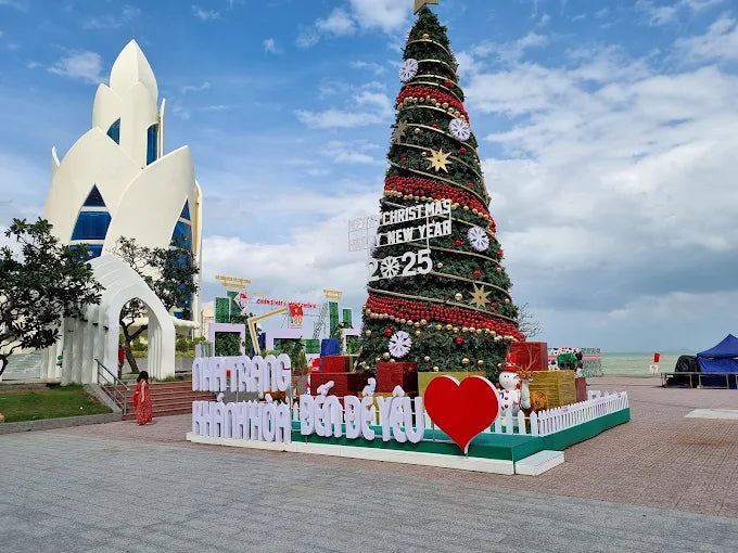 Bảng Giá Dịch Vụ Thuê Xe Và Hướng Dẫn Viên Tại Nha Trang 2026