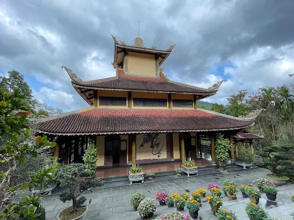 Thiền Viện Trúc Lâm Bạch Mã: Chốn "Bồng Lai Tiên Cảnh" Giữa Lòng Núi Rừng