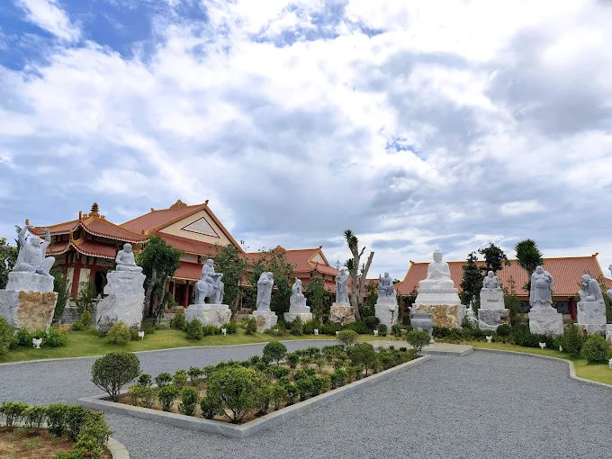 Truc Lam Phu Yen Monastery, New Dak Lak