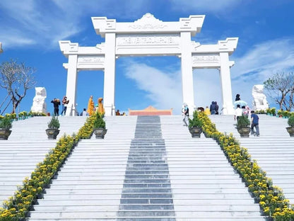 Hỏi: Đường từ Phú Yên đi Đắk Lắk có khó đi không?