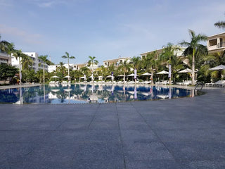 Trung tâm Hội nghị Hoàn Vũ - Crown Center