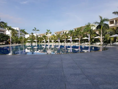 Trung tâm Hội nghị Hoàn Vũ - Crown Center