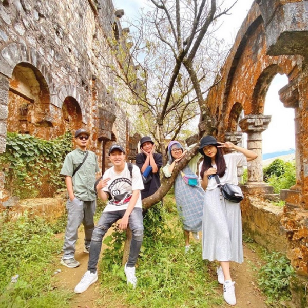 Tu Viện Cổ Tả Phìn