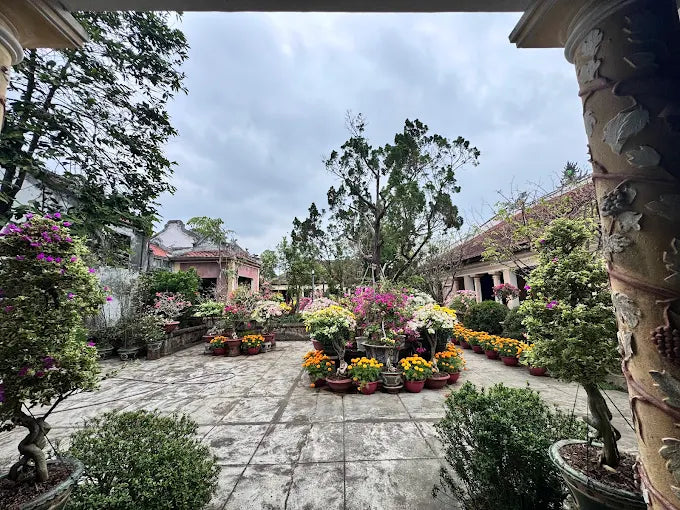 5. Có thể chụp ảnh phim hay flycam tại chùa không?