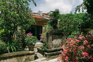 6. Ngôi chùa này thuộc thiền phái nào?