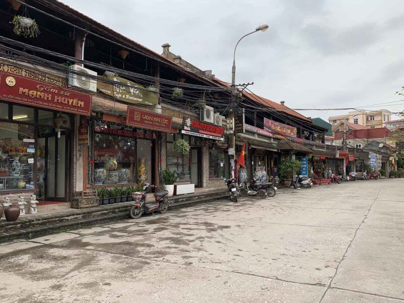 Gia Lam, Hanoi Travel