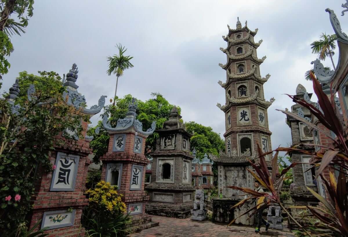 Gia Lam, Hanoi Travel