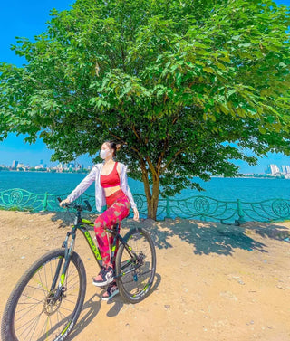 Traveling to Tay Ho (West Lake), Hanoi