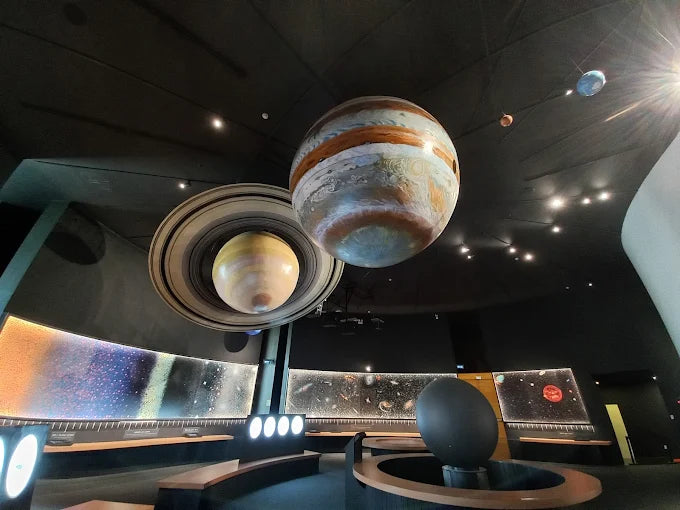 1. ExploraScience Quy Nhơn có mở cửa vào thứ Hai không?