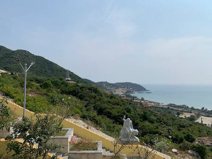 1. Đi chùa Ông Núi có mất phí tham quan không?