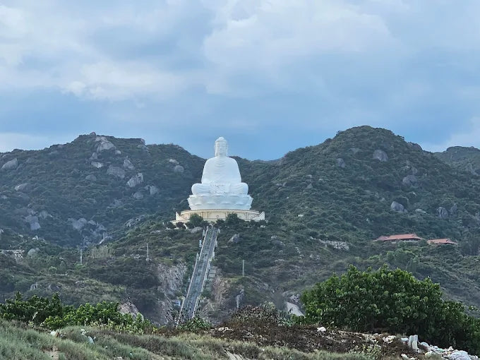Địa Điểm Du Lịch Linh Phong Thiền Tự - Chùa Ông Núi, Bình Định Cũ, Gia Lai Mới Nổi Tiếng