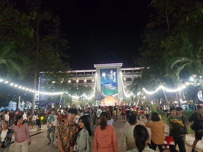 Phương Tiện Di Chuyển Nhà Thờ Chánh Tòa Quy Nhơn