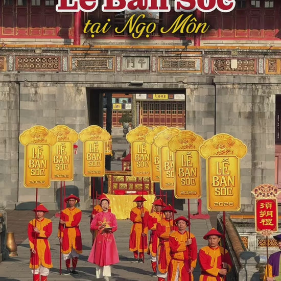 Ngọ Môn (Đại Nội Huế) localtrips Video (1)
