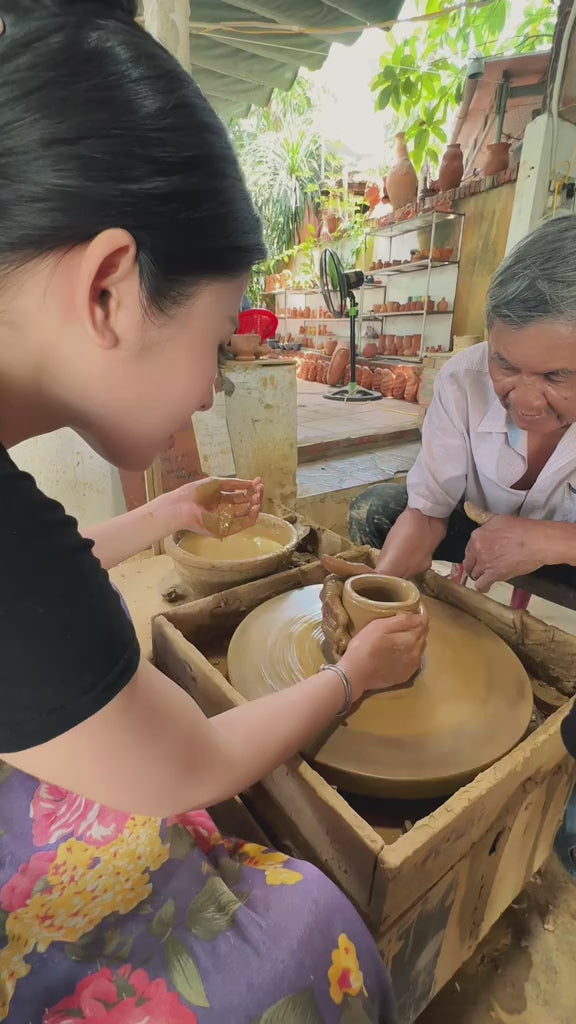 Làng Gốm Thanh Hà, Hội An, Đà Nẵng (Mới) video Localtrips VN (2)

