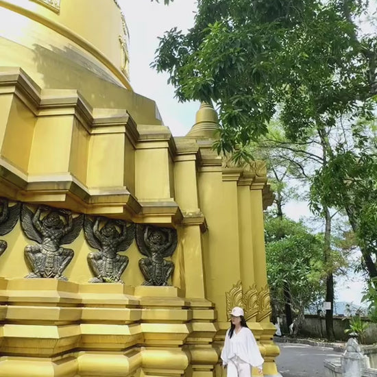 Chùa thiền lâm - theravada Huế video Localtrips (1)

