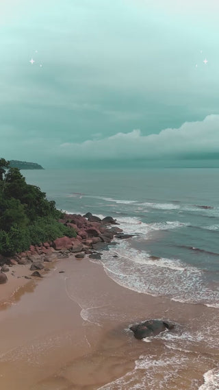 Bãi Biển Cảnh Dương Huế Video localtrips VN (2)


