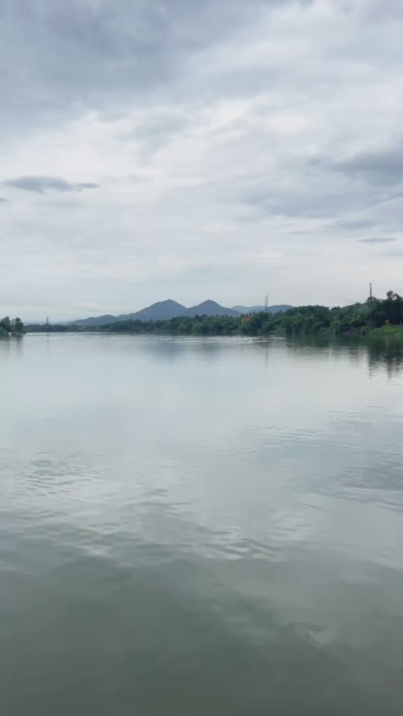 Điện Hòn Chén, Huế video Localtrips (1)