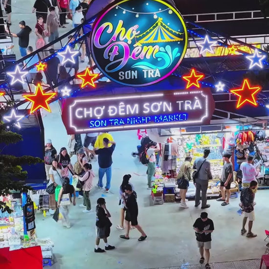 Chợ Đêm Sơn Trà Local Trips VN Video (2)

