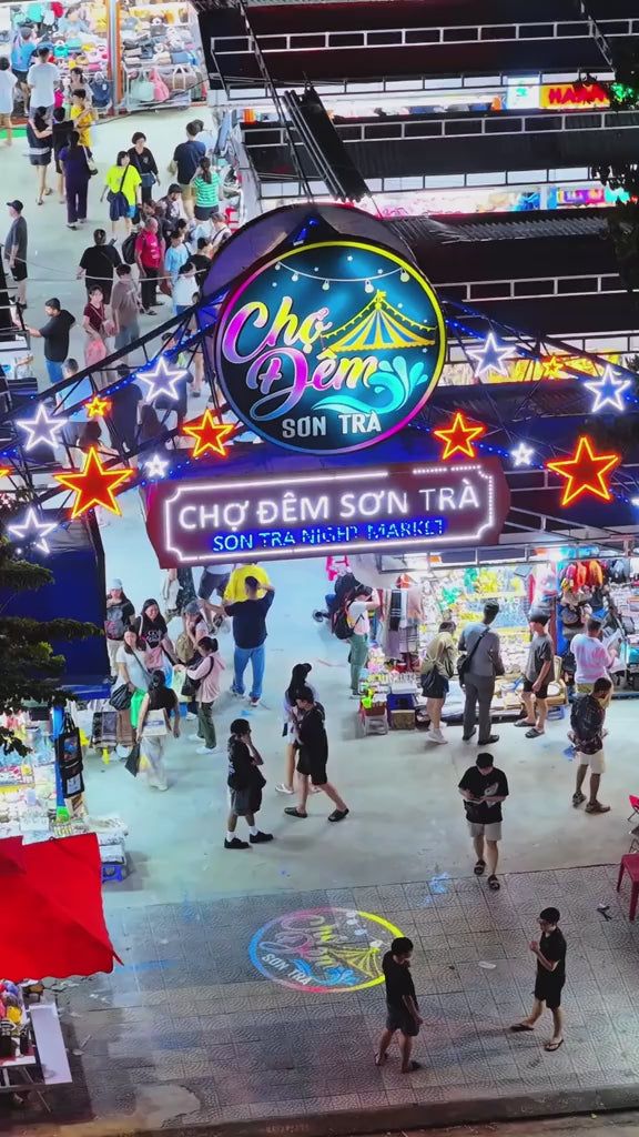 Chợ Đêm Sơn Trà Local Trips VN Video (2)

