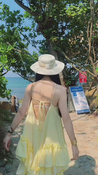 Bãi tắm Nam Xuân Thiều Đà Nẵng Local Trips Video (1)

