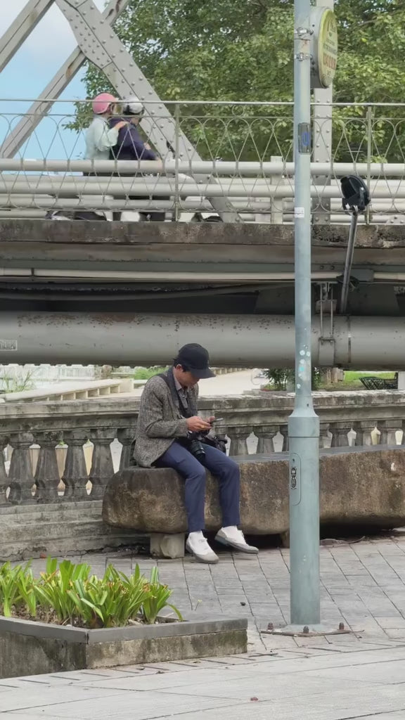 Chụp ảnh cầu tràng tiền Localtrips

