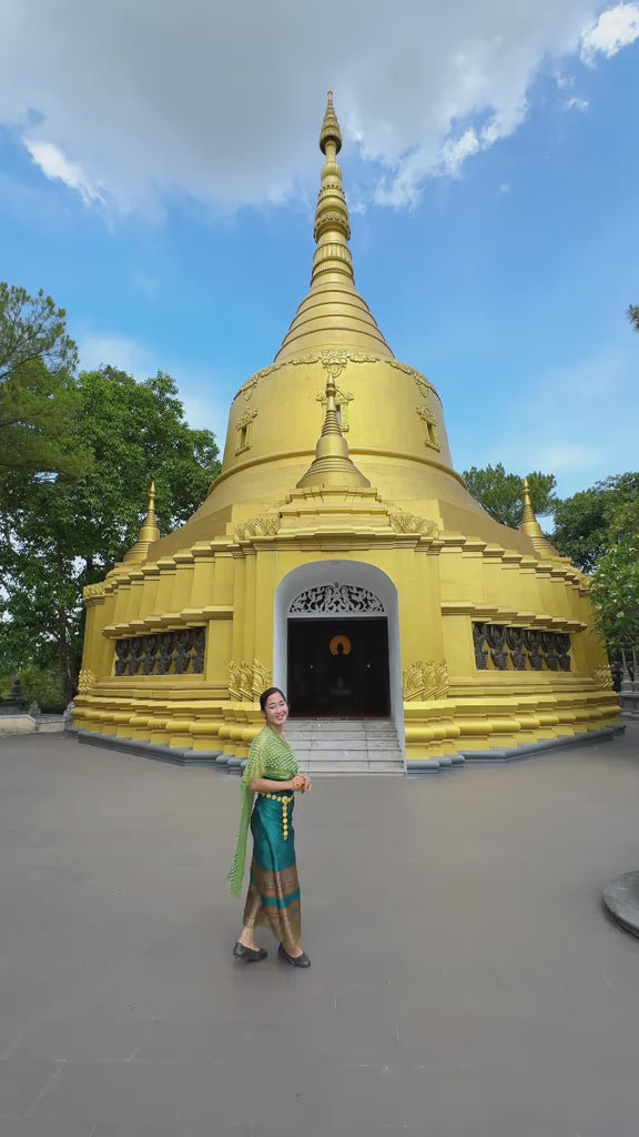 Chùa thiền lâm - theravada Huế video Localtrips (2)

