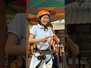 Hòa Phú Thành Tourist Trượt thác Đà Nẵng local Trips VN Video 3

