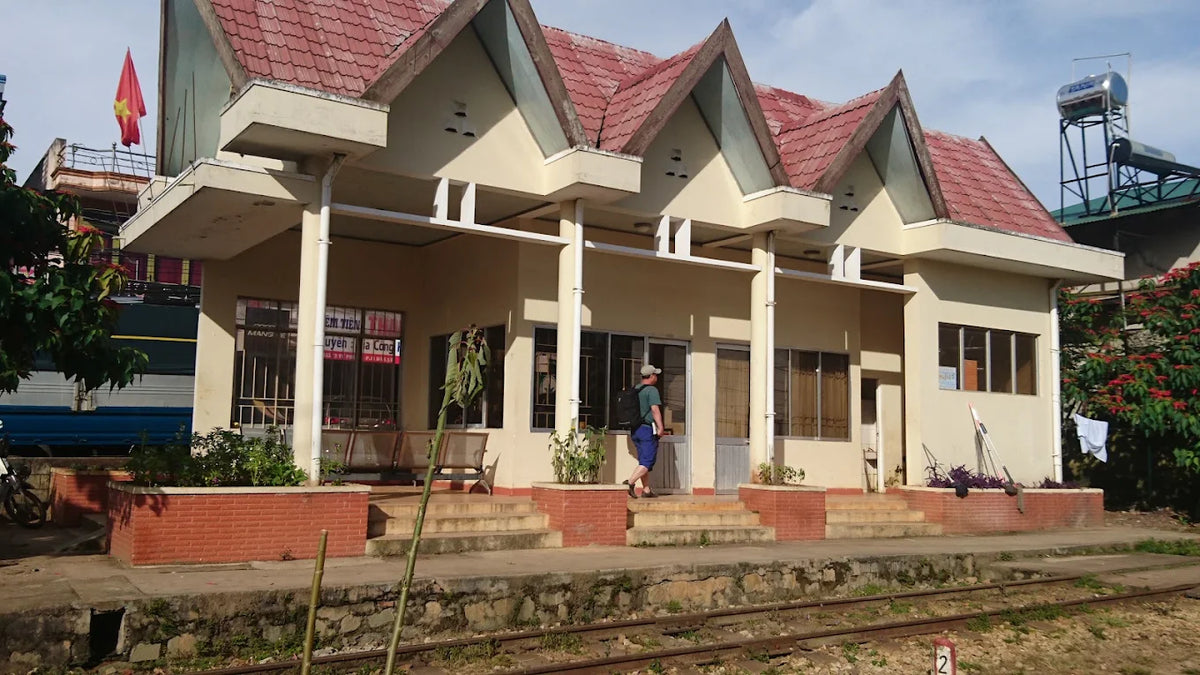 Ga Trại Mát Đà Lạt nằm ở đâu và cách trung tâm bao xa?